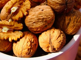 Struggling To Focus? Start Your Day With Walnuts And See The Difference Struggling To Focus? Start Your Day With Walnuts And See The Difference