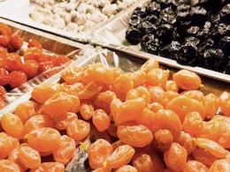 अपने बच्चों को खिलाएं यह खास ड्राई फ्रूट्स, डाइटीशियन ने बताया नट्स ब्रेन के विकास के लिए हैं बेहद जरूरी, इनमें है भरपूर पोषक अपने बच्चों को खिलाएं यह खास ड्राई फ्रूट्स, डाइटीशियन ने बताया नट्स ब्रेन के विकास के लिए हैं बेहद जरूरी, इनमें है भरपूर पोषक