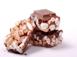 Puffed Rice Chocolate Recipe: चॉकलेट के दीवानों को खूब पसंद आएगी मुरमुरे से बनी ये क्रिस्पी क्रंची चॉकलेट Puffed Rice Chocolate Recipe: चॉकलेट के दीवानों को खूब पसंद आएगी मुरमुरे से बनी ये क्रिस्पी क्रंची चॉकलेट