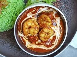 Lip-Smacking Tangy Tamarind Prawn Curry Recipe For Dinner In 20 Minutes