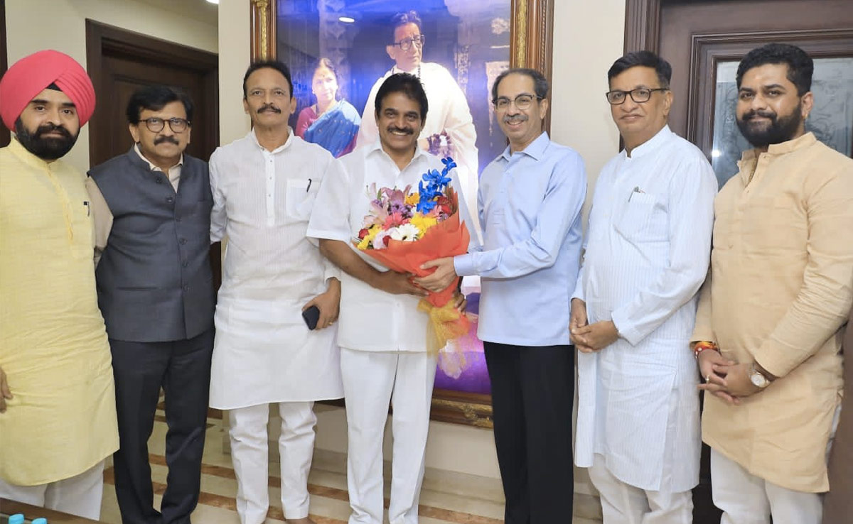 "<i>Dosti Nahi, Rishta</i>": Uddhav Thackeray After Meeting With Congress Leader