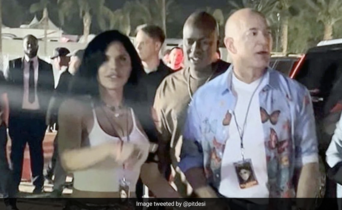 Amazon Chief Jeff Bezos Attended Coachella Wearing A $12 Shirt. See How Internet Reacted