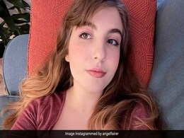 Woman Reveals She Sleeps In A Dog Crate, Says "It's Nice To Hang Out" Woman Reveals She Sleeps In A Dog Crate, Says "It's Nice To Hang Out"