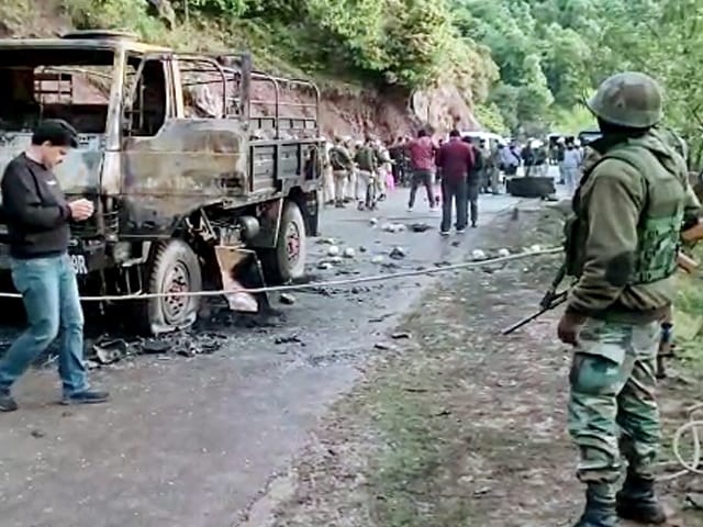 Poonch Terror Attack: विभिन्न एंगलों से जांच में जुटे पुलिस और सैन्य अधिकारी, जानें - अब तक का अपडेट