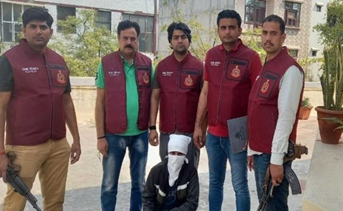 दिल्ली : हत्या के 2 मामलों में शामिल इनामी अपराधी को क्राइम ब्रान्च ने किया गिरफ्तार