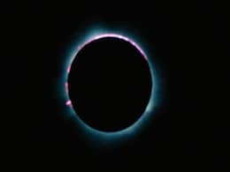 Surya Grahan 2023: सामने आईं सूर्य ग्रहण की तस्वीरें, सोशल मीडिया पर दिखा साल के पहले Solar Eclipse का नजारा Surya Grahan 2023: सामने आईं सूर्य ग्रहण की तस्वीरें, सोशल मीडिया पर दिखा साल के पहले Solar Eclipse का नजारा