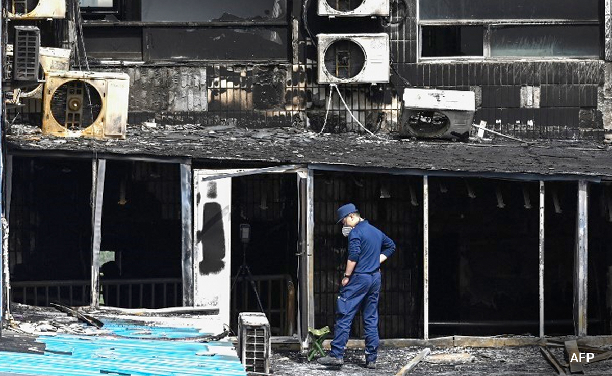 29 Killed, Dozens Injured In Beijing Hospital Fire