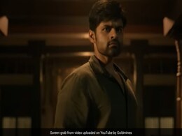 Virupaksha Box Office Collection Day 3: 'किसी का भाई किसी की जान' की रिलीज के बीच 'विरुपक्षा' कर रही है लगातार कमाई Virupaksha Box Office Collection Day 3: 'किसी का भाई किसी की जान' की रिलीज के बीच 'विरुपक्षा' कर रही है लगातार कमाई