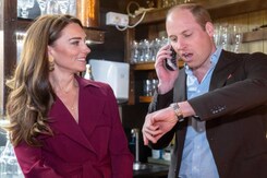 Prince William Helps Out At Indian Restaurant In Birmingham, Takes Booking Prince William Helps Out At Indian Restaurant In Birmingham, Takes Booking