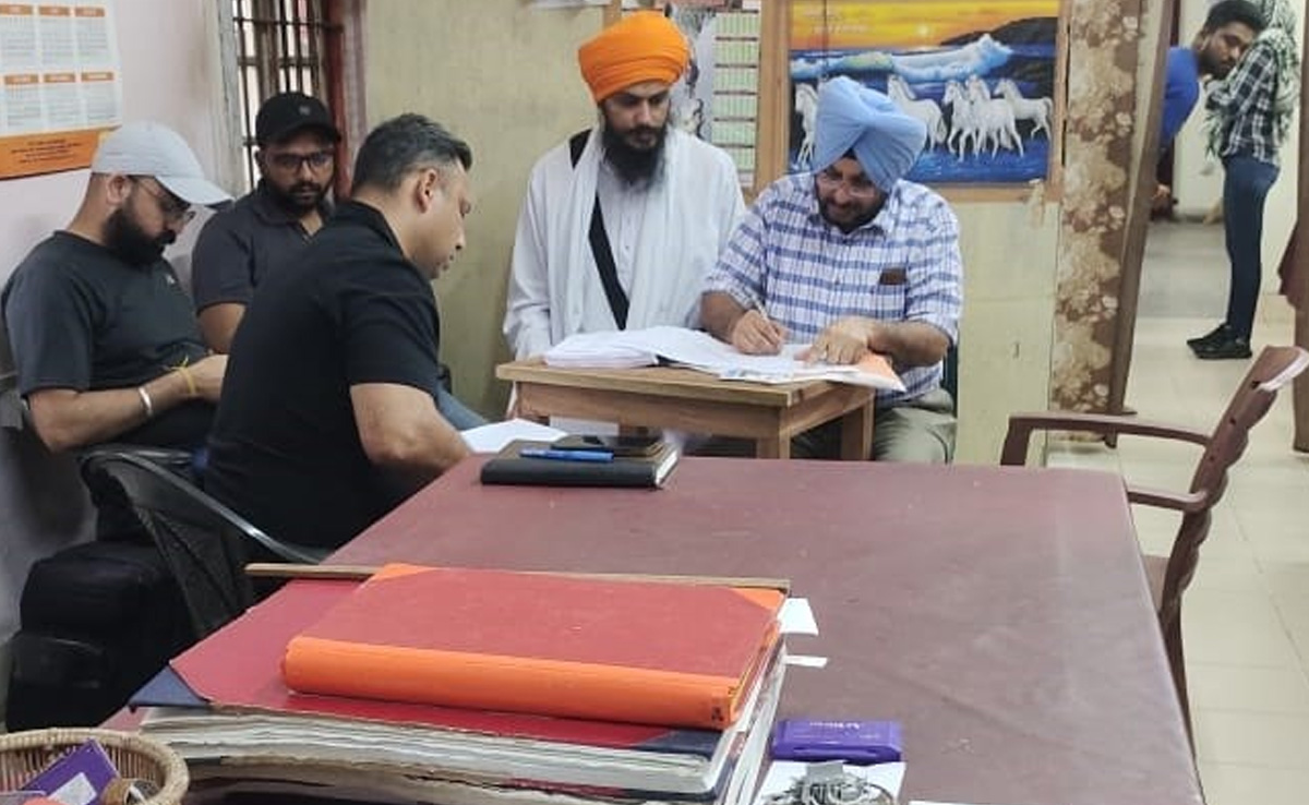 Jailed Separatist Amritpal Singh Gets "Mike" Symbol To Fight Lok Sabha Polls