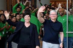 "Energy In Mumbai Incredible": Tim Cook Opens India's First Apple Store "Energy In Mumbai Incredible": Tim Cook Opens India's First Apple Store