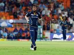 Father Of GT Bowler Yash Dayal, Who was Hit For 5 Sixes By Rinku Singh, Says Wife Stopped Eating Father Of GT Bowler Yash Dayal, Who was Hit For 5 Sixes By Rinku Singh, Says Wife Stopped Eating