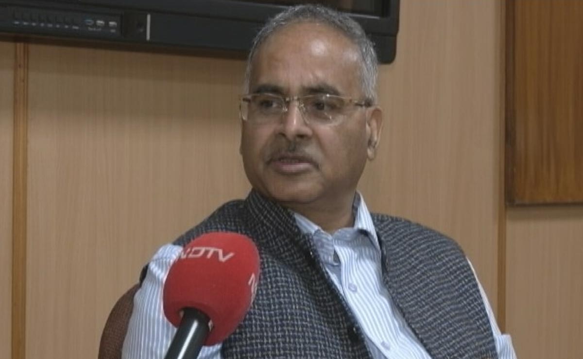 NCERT भेदभाव नहीं करता, हमने हर विषय का सिलेबस कम किया : NDTV से बोले NCERT निदेशक