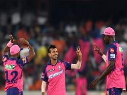 युजवेंद्र चहल ने किया कमाल, दिग्गज लसिथ मलिंगा के रिकॉर्ड को तोड़ कर IPL में मचाई खलबली युजवेंद्र चहल ने किया कमाल, दिग्गज लसिथ मलिंगा के रिकॉर्ड को तोड़ कर IPL में मचाई खलबली