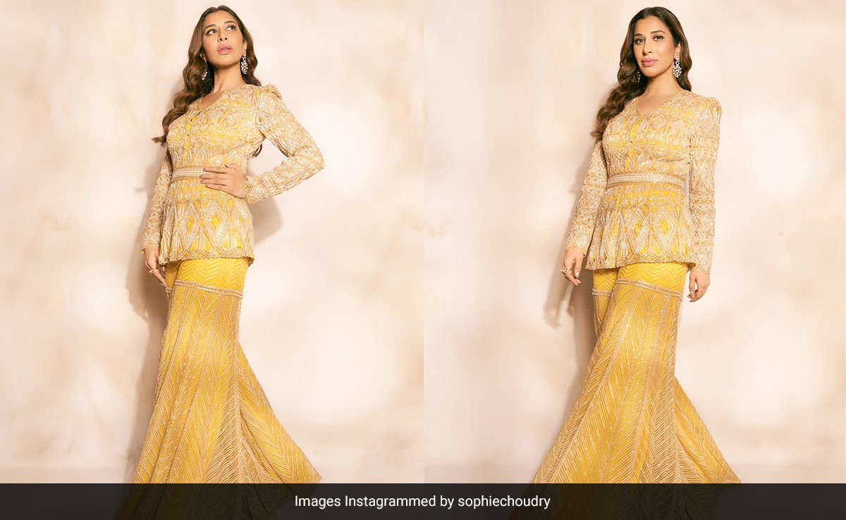 Sophie Choudry Brings Her Festive Bling Game In A Glittering Yellow <i>Sharara</i> Set