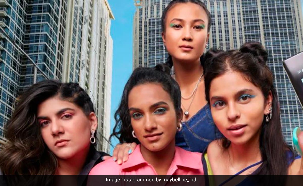How Gauri Khan, Shweta Bachchan And Others Reacted To Suhana Khan's First Advert