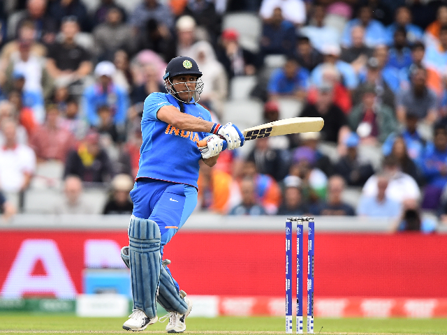 एमएस धोनी ने टी20 लीग में पूरे किए 5000 रन