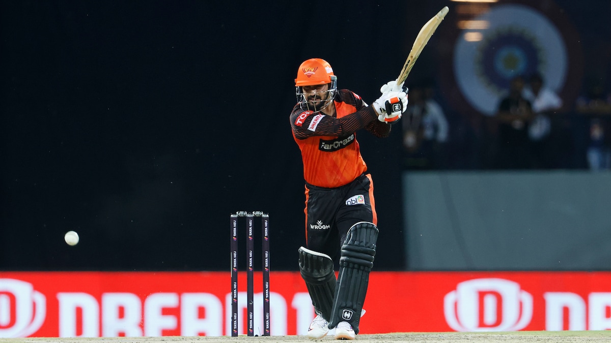 LSG vs SRH Live Score, IPL 2023: Krunal Pandya, Ravi Bishnoi Spin Web Around SRH Top Order | Cricket News