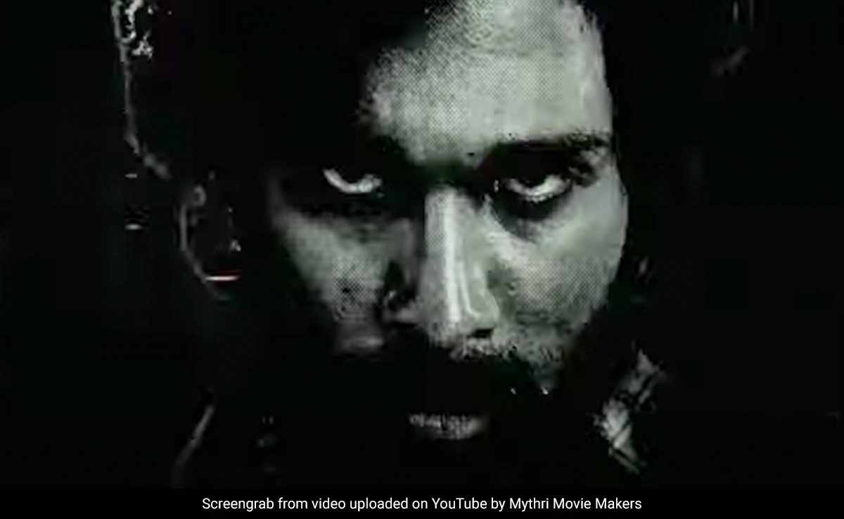 <i>Pushpa 2</i>: First Look Of Allu Arjun. Answer To "Where Is Pushpa?" Expected On...