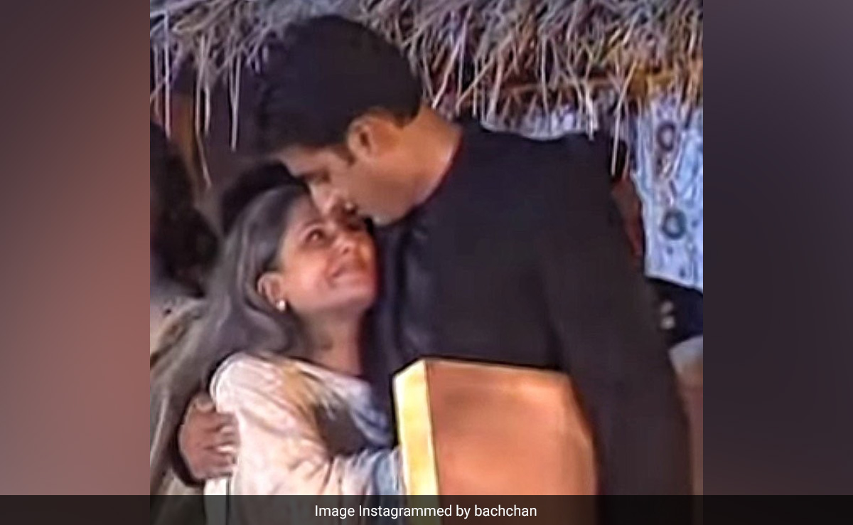 Abhishek Wishes Mom Jaya Bachchan On Her Birthday With "Not The Best" But Priceless Pic