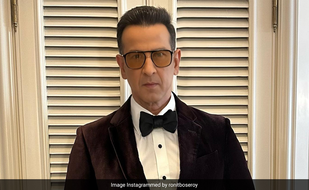 Ronit Roy Sheds Light On Cryptic Post About Betrayal:  "I Trust People Until They Let Me Down"