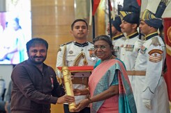 Anand Kumar, Of 'Super 30 Fame', Receives Padma Shri Anand Kumar, Of 'Super 30 Fame', Receives Padma Shri