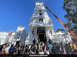 Thousands Attend Hindu Temple's Restoration Ceremony In Australia Thousands Attend Hindu Temple's Restoration Ceremony In Australia