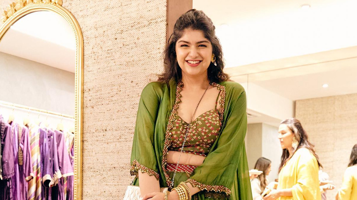 From Omelette Dosa To Thai Curry: What Anshula Kapoor Eats In A Day