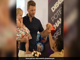 "You're the Love of My Life": Yuzvendra Chahal's Proposal For Rajasthan Royals Teammate Jos Buttler Goes Viral "You're the Love of My Life": Yuzvendra Chahal's Proposal For Rajasthan Royals Teammate Jos Buttler Goes Viral