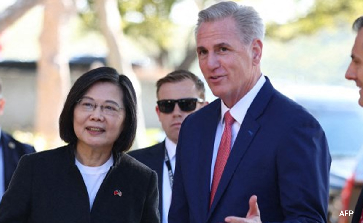 China Vows "Resolute" Response After Taiwan President-US Speaker Meeting