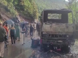 5 Soldiers Killed After Terrorists Open Fire In J&K, Grenades Likely Used 5 Soldiers Killed After Terrorists Open Fire In J&K, Grenades Likely Used