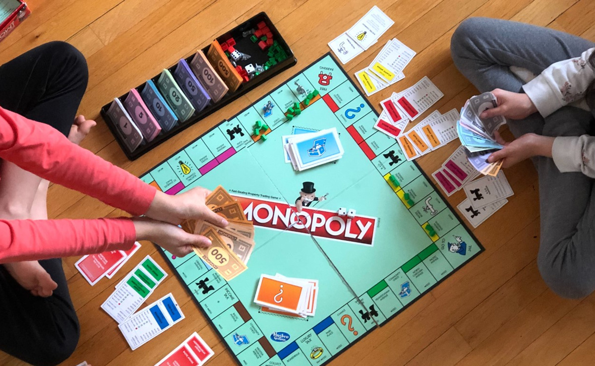 Late Night Game Of Monopoly Turned Into Sword Fight In Europe