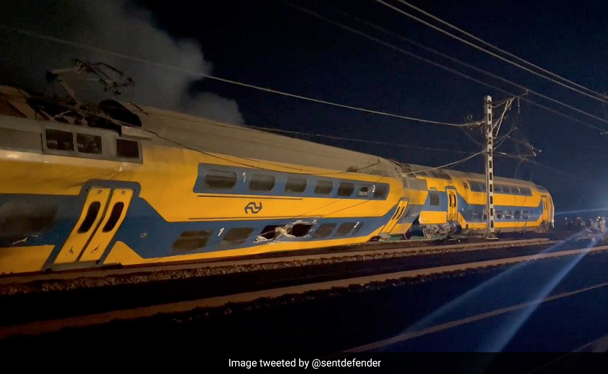 1 Killed, 30 Injured After Passenger Train Derails In Netherlands