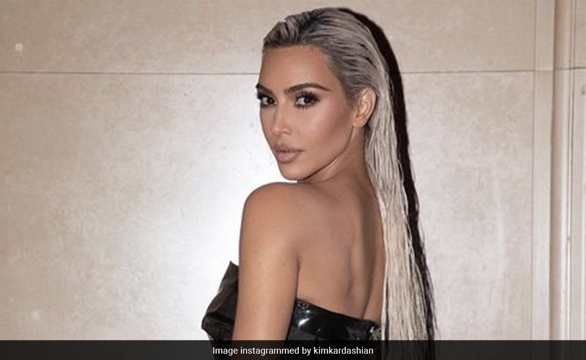 Spot Contouring: Is This Viral Makeup Technique That Is Used To Hide A Pimple Worth A Try?