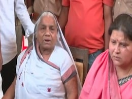 "CM योगी का धन्यवाद": असद के एनकाउंटर पर बोलीं उमेश पाल की पत्नी और मां "CM योगी का धन्यवाद": असद के एनकाउंटर पर बोलीं उमेश पाल की पत्नी और मां