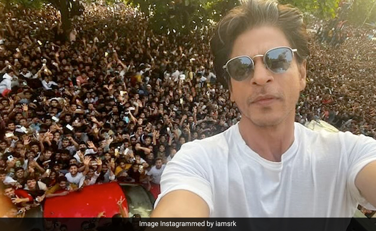 SRK, Amitabh Bachchan, Virat Kohli Among Those Who Lost Twitter Blue Tick
