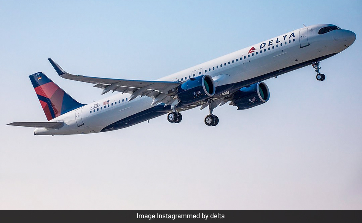 US Man Jailed For 2 Years For Aiming Laser On Plane