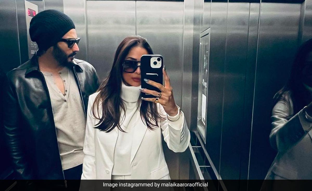 मलाइका अरोड़ा ने अर्जुन कपूर के साथ लिफ्ट में खूब खिंचवाईं सेल्फी, फोटो देख फैन्स को पसंद नहीं आई यह बात