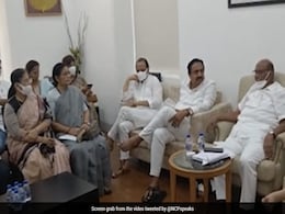 "कर्नाटक विधानसभा चुनाव लड़ेगी NCP..": शरद पवार की कांग्रेस के साथ बैठक के अगले ही दिन ऐलान "कर्नाटक विधानसभा चुनाव लड़ेगी NCP..": शरद पवार की कांग्रेस के साथ बैठक के अगले ही दिन ऐलान