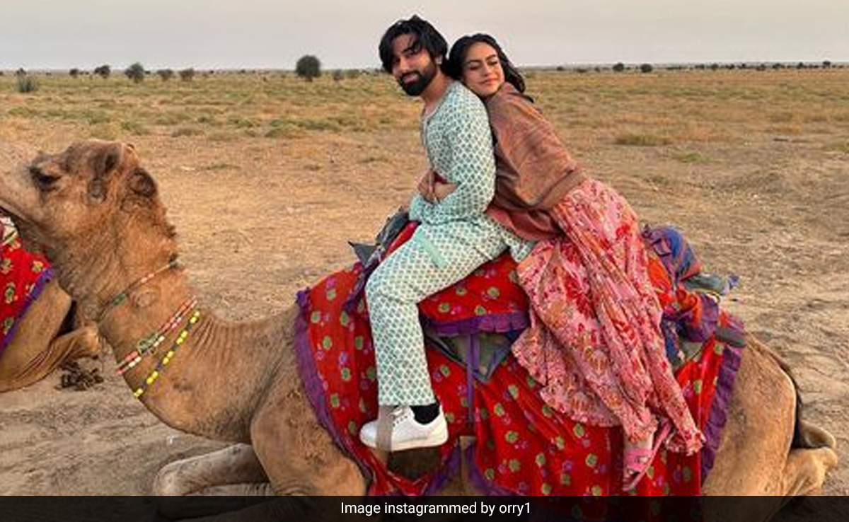 New Pics From Nysa Devgan And Orhan Awatramani's Jaisalmer Diaries With Friends