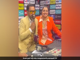 VIRAL: आईपीएल में आम्रपाली दुबे और निरहुआ की कॉमेंट्री से फैंस हुए खुश, बोले- आपको देखने के चक्कर में विकेट गिर गया VIRAL: आईपीएल में आम्रपाली दुबे और निरहुआ की कॉमेंट्री से फैंस हुए खुश, बोले- आपको देखने के चक्कर में विकेट गिर गया