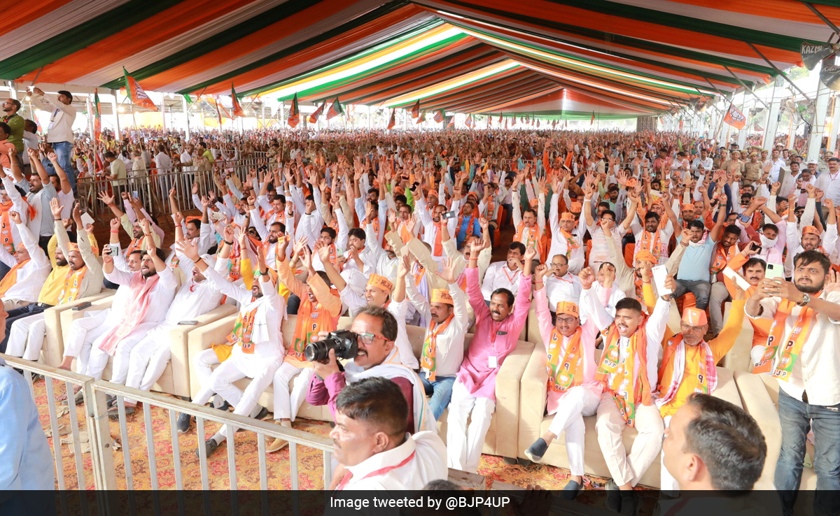 <i>Qawwalis</i> At Sufi Shrines In UP: BJP's Muslim Outreach Ahead Of 2024 Election