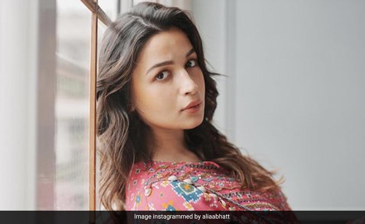 Alia Bhatt Is Just A Girl Standing In Front Of Monday Asking It To Be Sunday. Same, Alia, Same