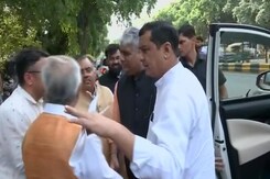 Karnataka Campaign Turns Bitter: War Of Words Reaches Election Panel Office Karnataka Campaign Turns Bitter: War Of Words Reaches Election Panel Office