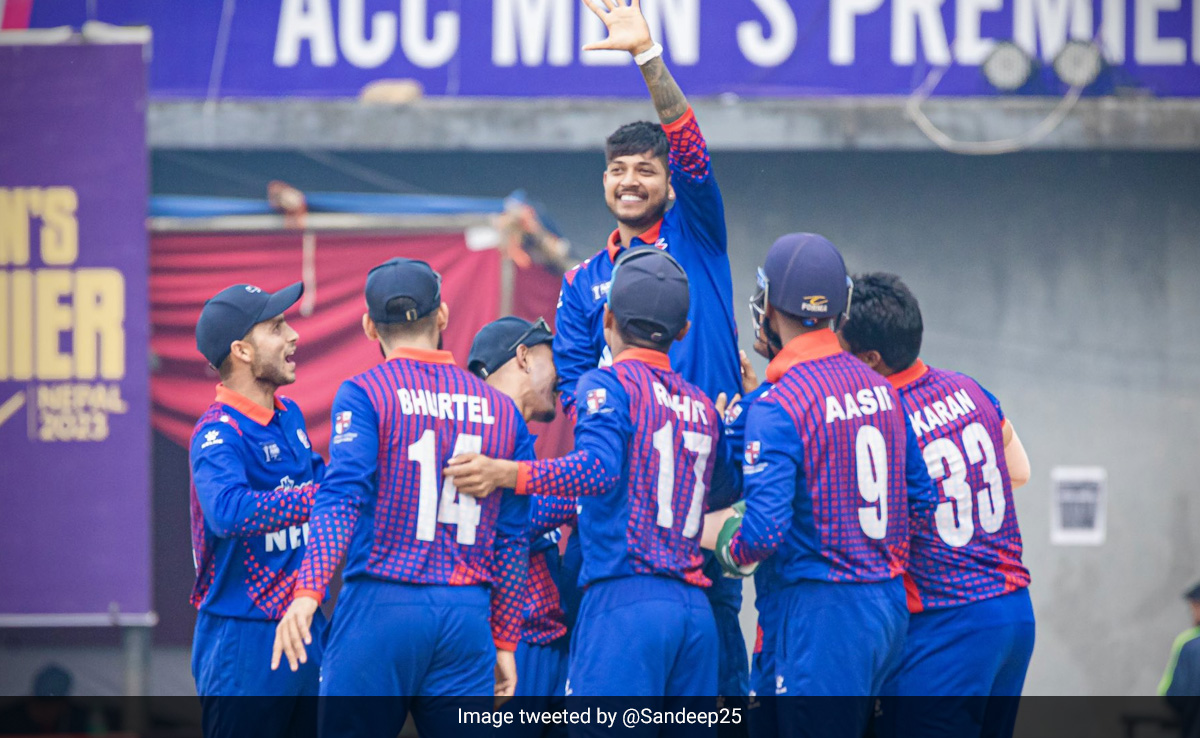 नेपाल के संदीप लामिछाने ने वनडे में रचा इतिहास, तोड़ दिया राशिद खान का विश्व रिकॉर्ड