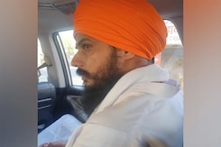 Fugitive Amritpal Singh Arrested After 37 Days, Surrendered To Punjab Cops Fugitive Amritpal Singh Arrested After 37 Days, Surrendered To Punjab Cops