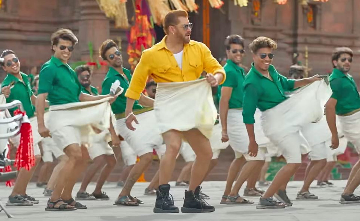 'हमारे कल्चर का अपमान है...इसे बैन करें', सलमान खान के गाने 'येंतम्मा' पर फूटा पूर्व क्रिकेटर का गुस्सा