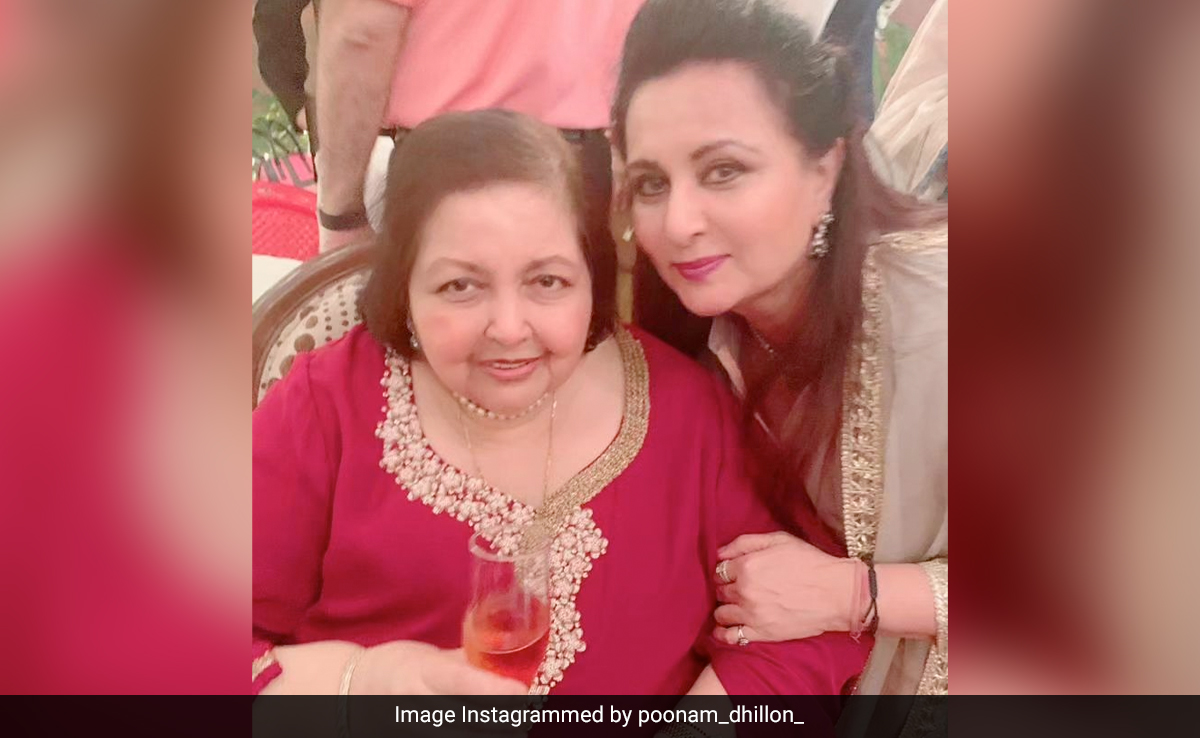 Poonam Dhillon's Tribute To "Mentor" Pamela Chopra: "Groomed Me From Gawky Teenager To Presentable Actor"