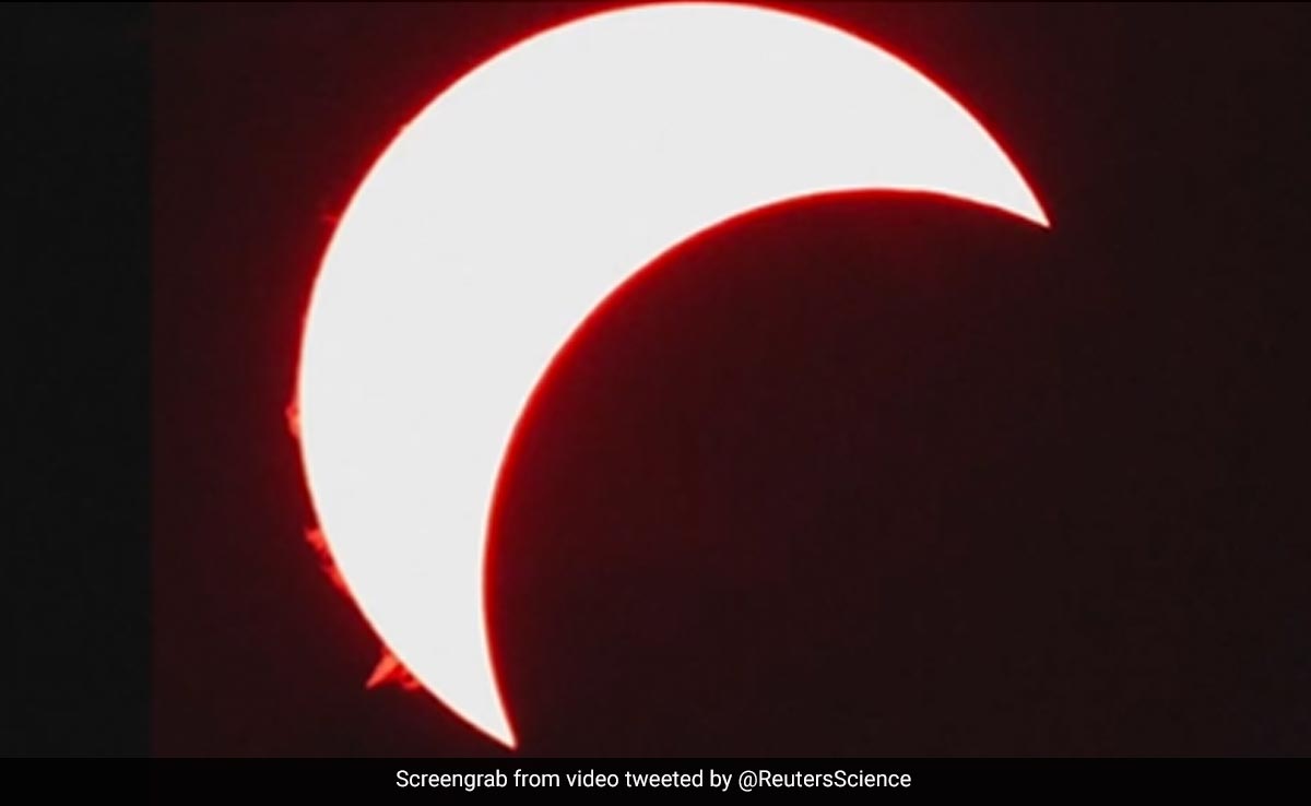 Surya Grahan 2023: सबसे पहले इस देश में दिखा सूर्य ग्रहण का अद्भुत नज़ारा, देखें कैसी है ग्रहण की पहली तस्वीर