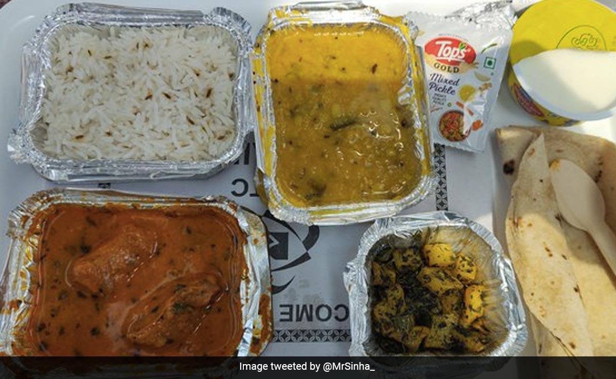 Impressed Twitter User Shares Pic Of Meal Served At Shatabdi Express, Minister Reacts
